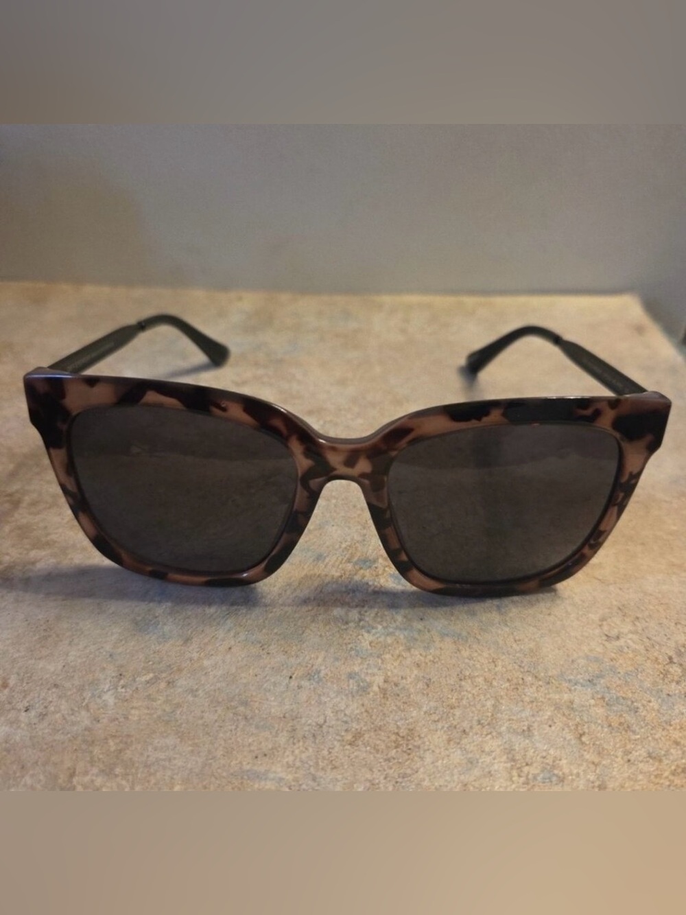 NWT DIFF Hailey Sunglasses Gray Tortoise Shell Square Trendy Oversized